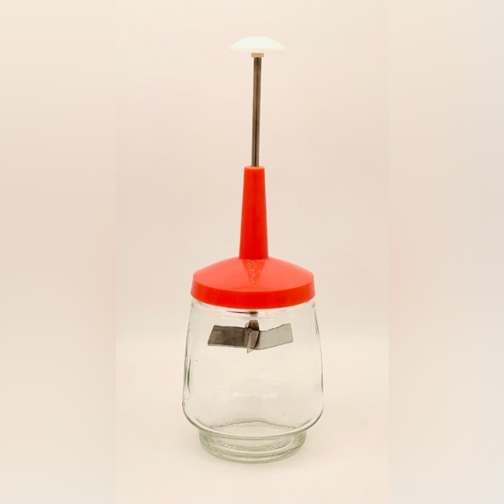 Retro Federal Housewares Orange Nut Chopper Push Top Vegetables Nuts Glass